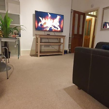 Walk To London Bridge En Suite Apartment With Kitchen Kültér fotó